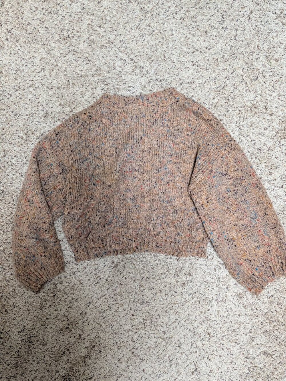 En Creme sweater like new cropped